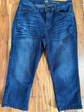 Lee Relaxed Womens Blue Jean Capris